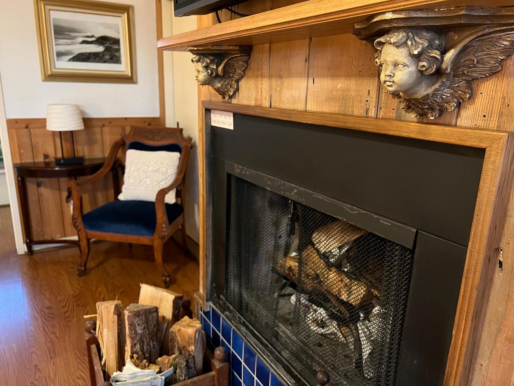 Carmel Garden Inn Buitenkant foto